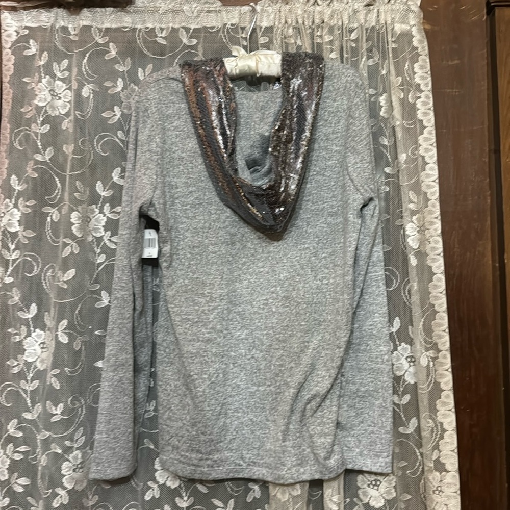 Disney glittered brand new size large women’s pullover